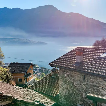 Tuschaus By Interhome