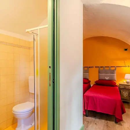 Tuschaus By Interhome بيت للعطل