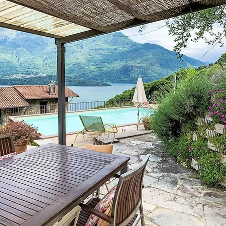 بيت للعطل Tuschaus By Interhome